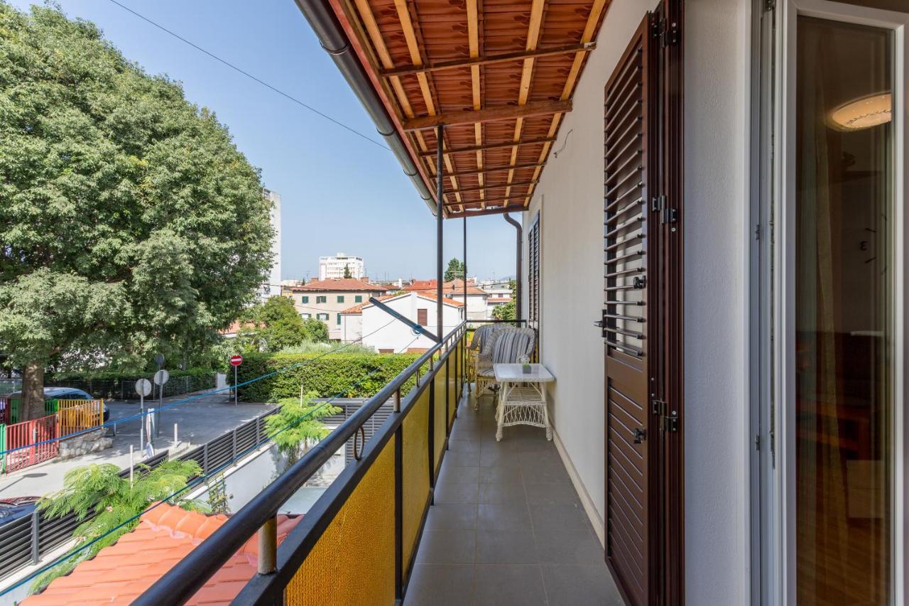 Garden Apartment Dina With Free Parking Split Eksteriør bilde