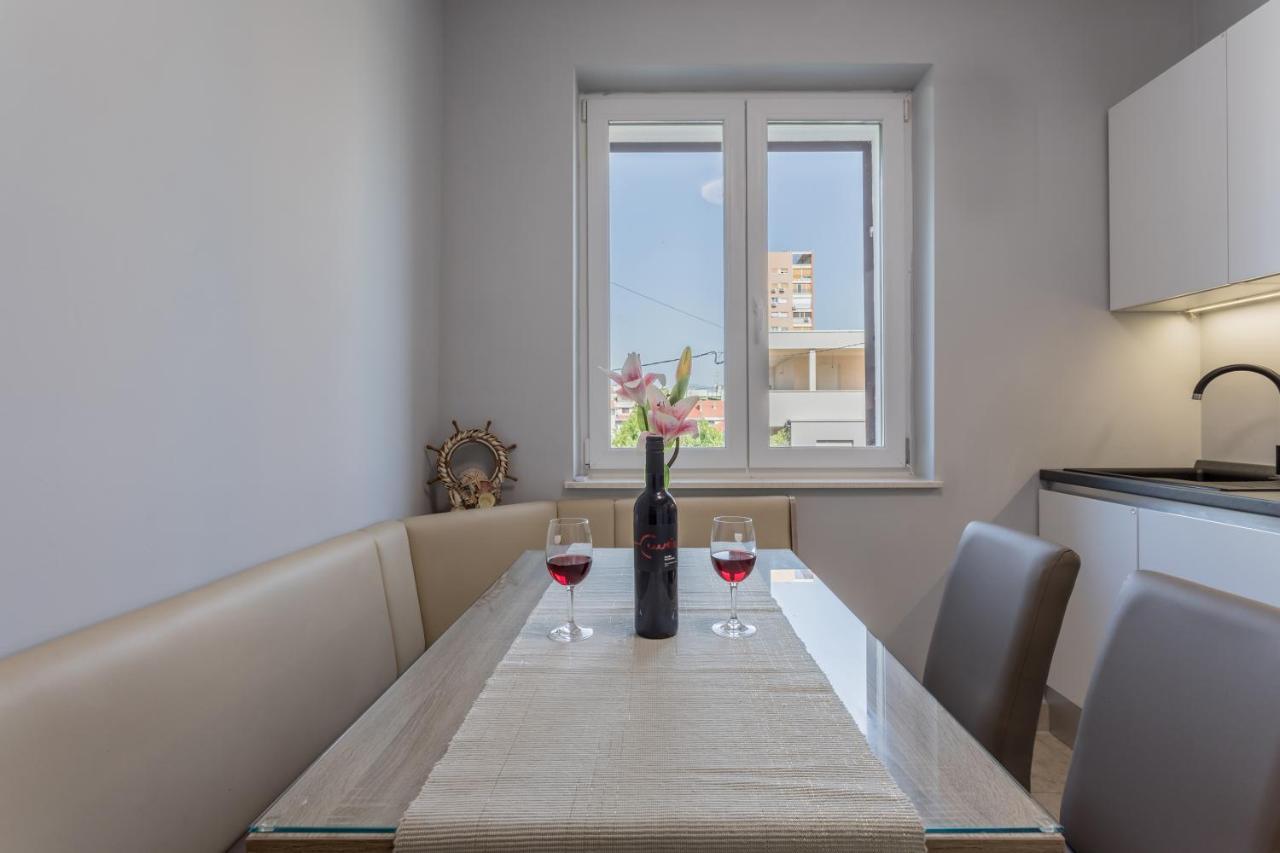 Garden Apartment Dina With Free Parking Split Eksteriør bilde